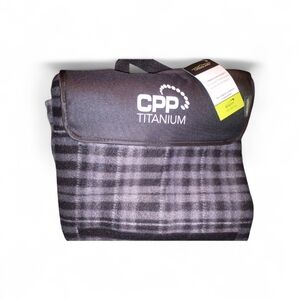 Black and Gray Blanket Waterproof Picnic Or Pet Blanket By 4 Imprints Nwt